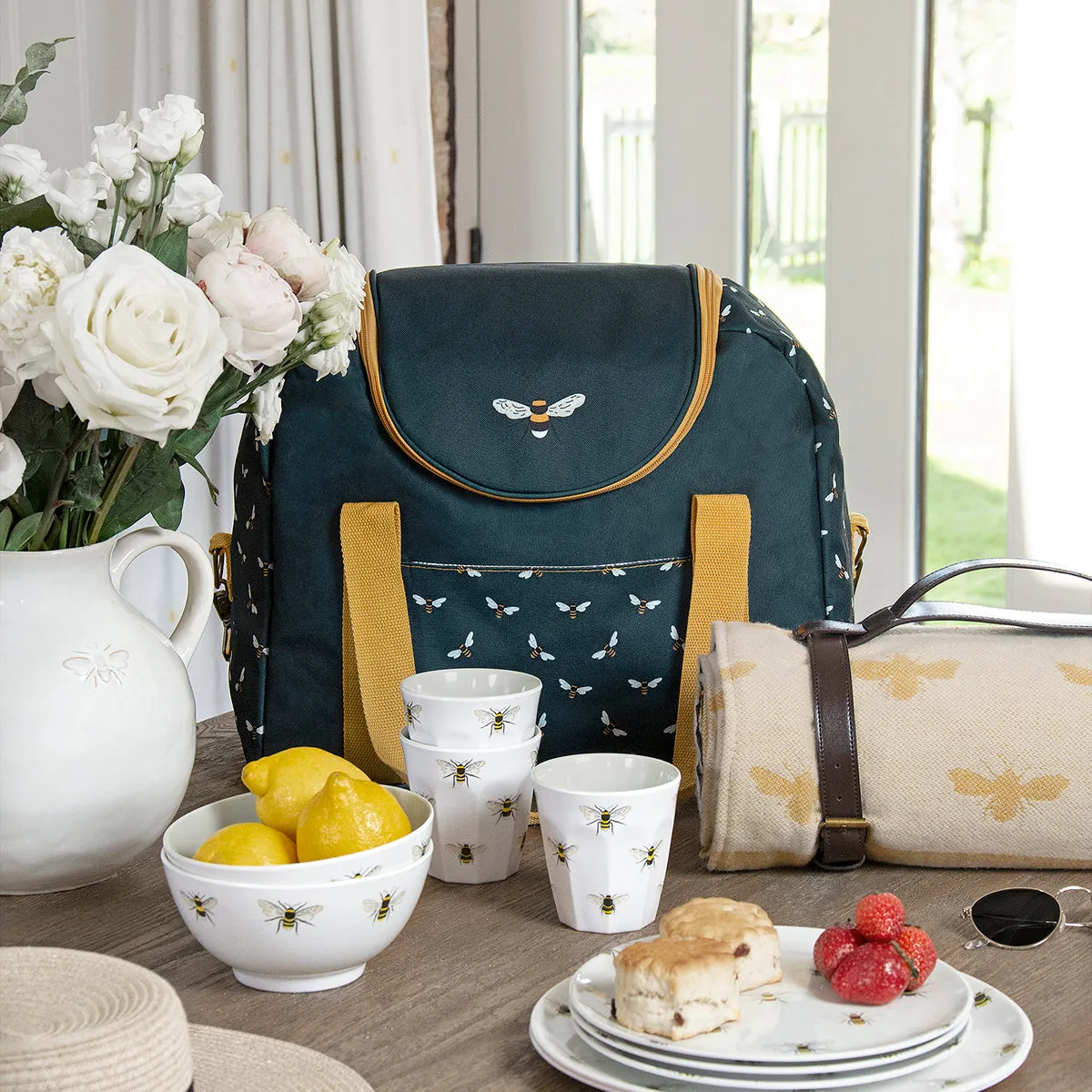 Bees Woven Picnic Blanket