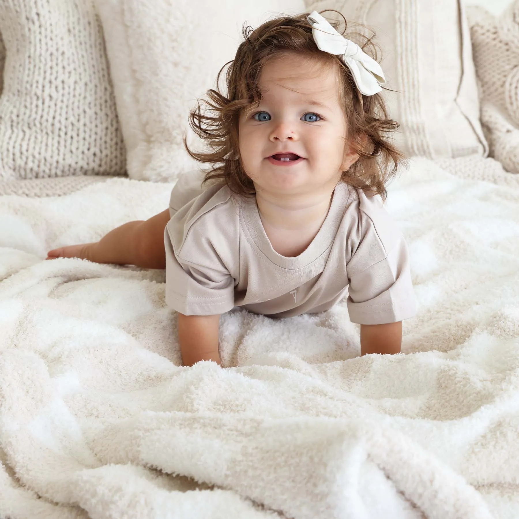 CuddleLane Luxe Blankets | Toffee Check