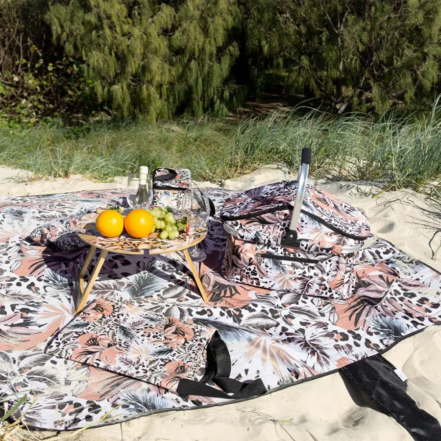 Waterproof Outdoor Picnic Rug – Leopard